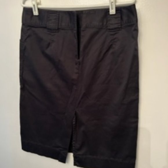 Banana Republic Skirt - Picture 2 of 5